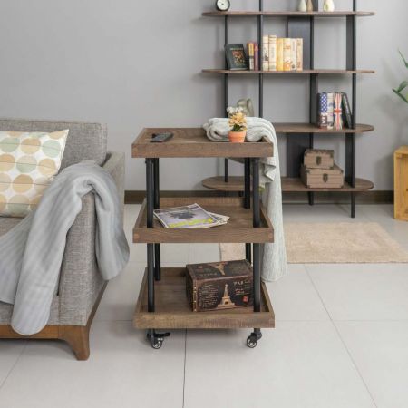 Výška jednotlivých vrstev je od sebe vzdálena 30,0 cm. V krabici s obalem produktu je až 5 vrstev materiálů. Doporučujeme také třívrstvou montáž. Lze použít jako odkládací stolek.